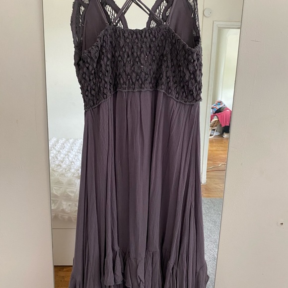 Free People One Adella Slip - Picture 2 of 3